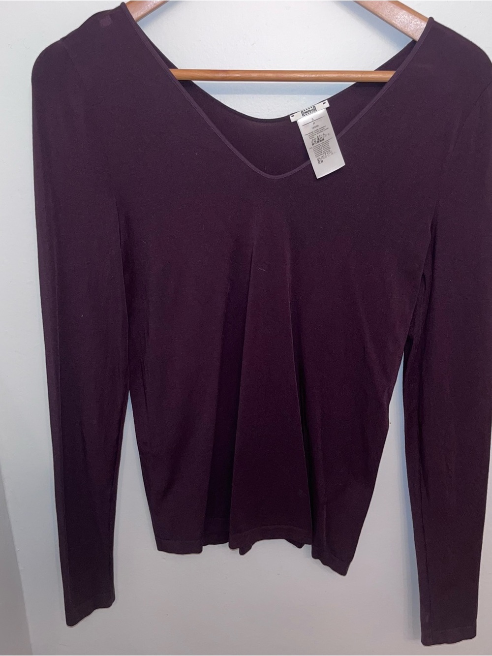 Wolford Long Sleeve V-Neck Top in Plum